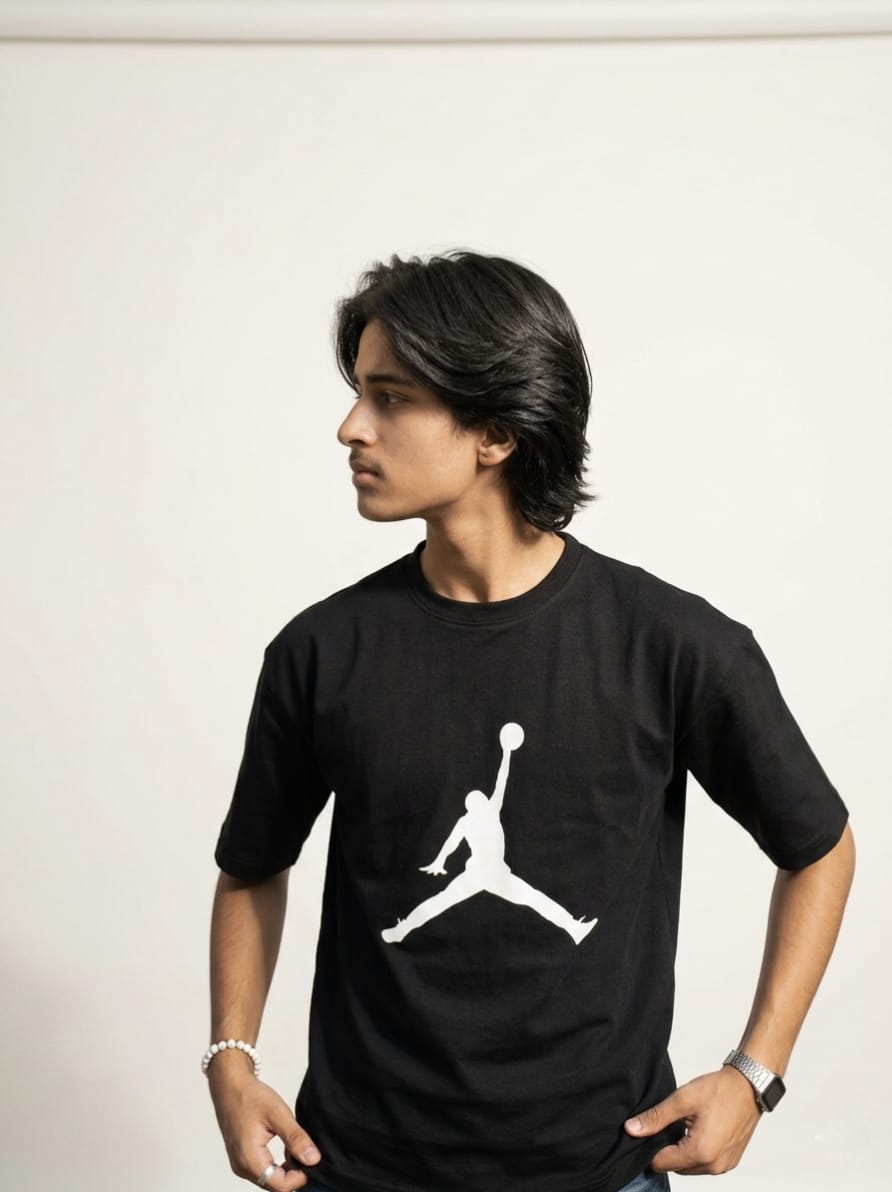 Drop Shoulder black Tee